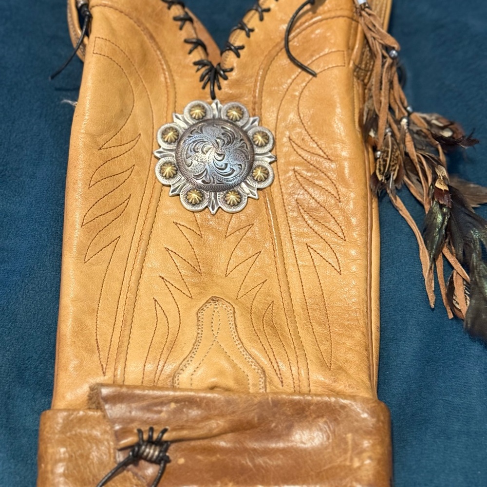 Lucchese Tan Leather Crossbody Bag with Fringe - Picture 2 of 8